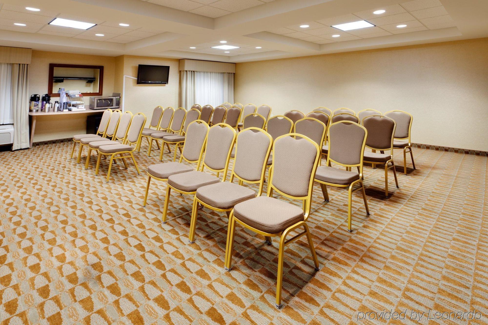 Holiday Inn Express Haskell-Wayne Area By Ihg Экстерьер фото