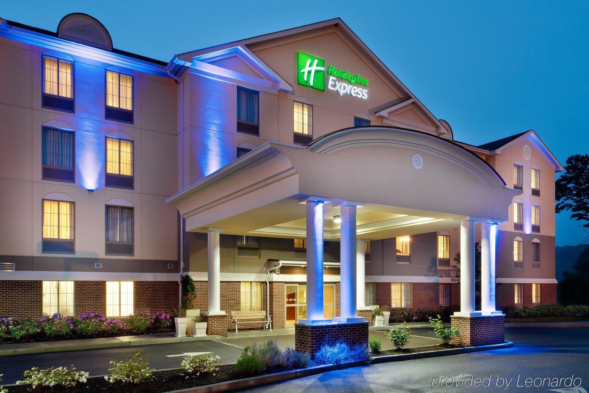 Holiday Inn Express Haskell-Wayne Area By Ihg Экстерьер фото